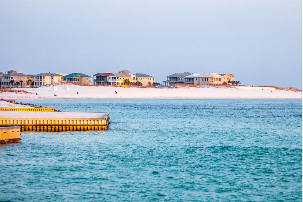 The pier in Destin is a great spot for your Florida elopement 
